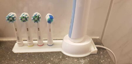 Oral-B Diş Fırçası Kafa Standı Tutucu + Braun Diş Fırçası Şarj Tutucu Plastik Aparat