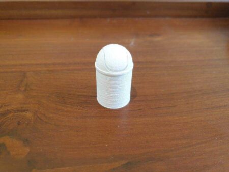 Mini Çöp Kutusu Masaüstü Çok Amaçlı Kapaklı 72x71.9998x84.9998 MM
