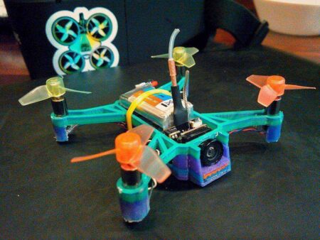 Hafif Mikro Drone Fırçalanmış 6Mm Motorlar Plastik Aparat