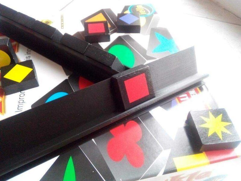 Qwirkle Fayans Tutucu Deluxe Plastik Aparat - Görsel 3