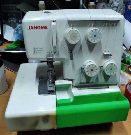 Janome Mylock 205D Overlok Çöp Kutusu Plastik Aparat