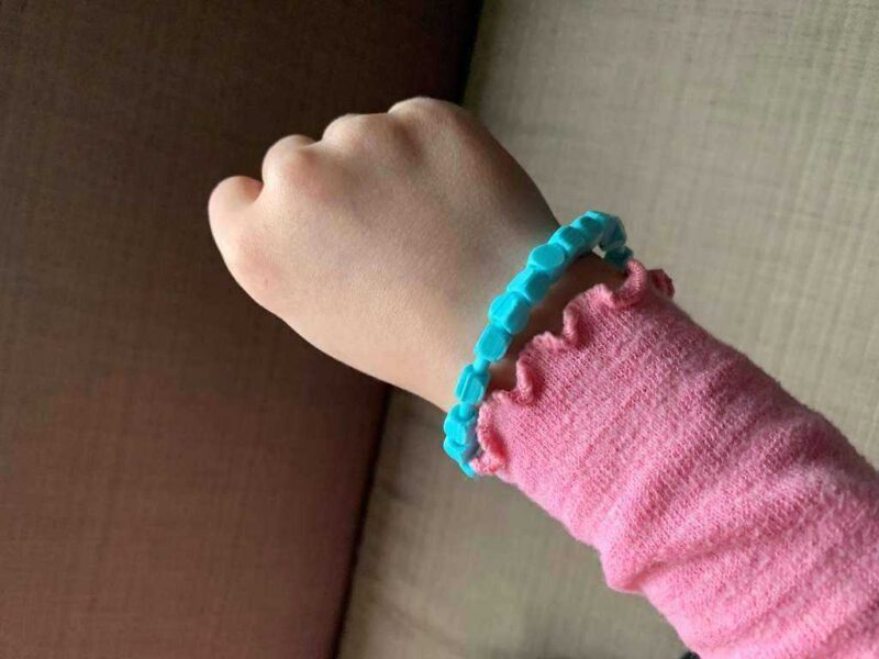 Çocuk Bilekliği Plastik Aparat - Görsel 3