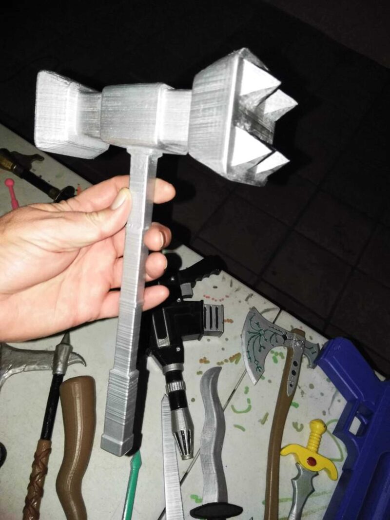 Fortnites Doom Hammer Plastik Aparat - Görsel 3