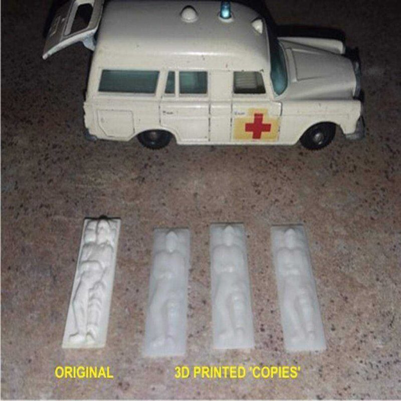 Matchbox Mercedes Ambulans (Lesney) # 3 İçin Sedye Üzerinde Adam Plastik Aparat - Görsel 2