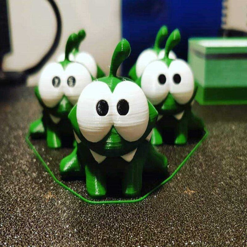 Om Nom Keychain (Çoklu Malzeme) Plastik Aparat - Görsel 3