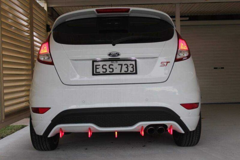 Fiesta St İçin Difüzör Fins - Katı Ve Işıklı Plastik Aparat