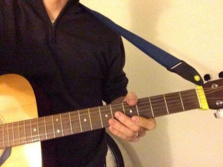 Gitar Kayışı Klipsi Pena Tutuculu Tutucu Askısı Standı Aparatı
