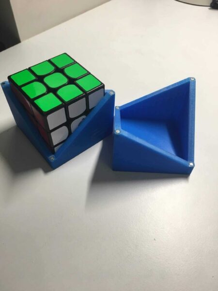 Rubik İn Küpü Saklama Kutusu Mıknatıslı Plastik Aparat