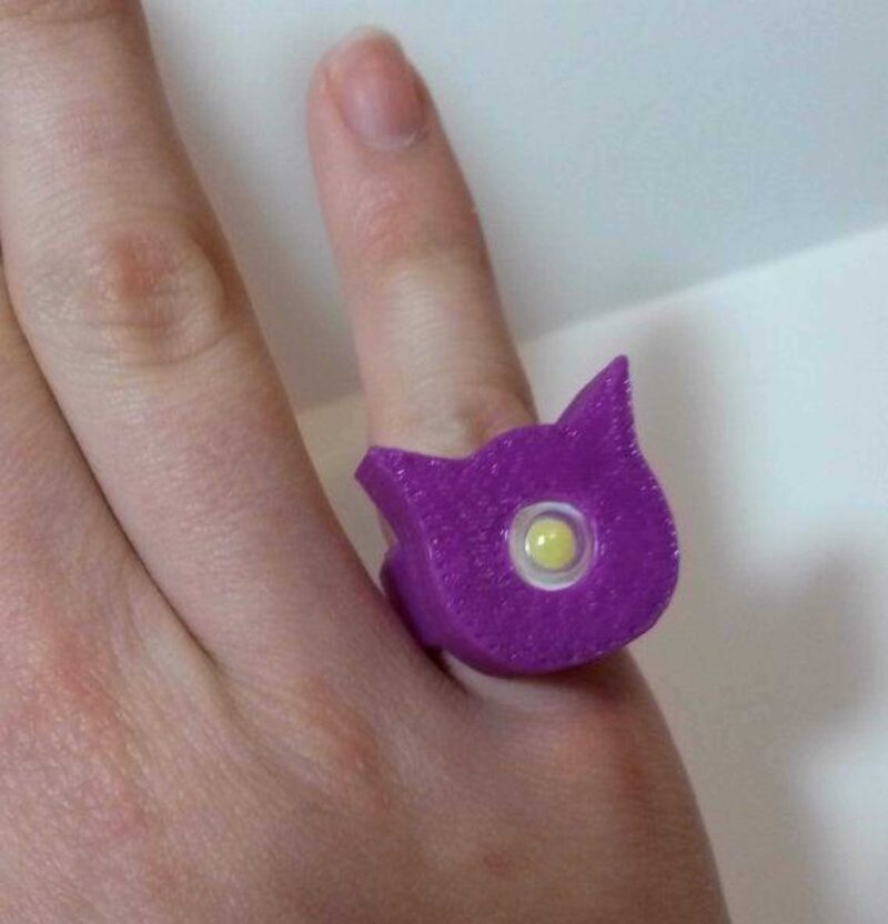 Aydınlatma Kedi Yüzüğü! Plastik Aparat