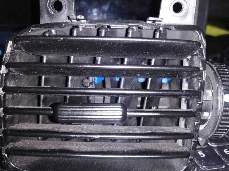 Nissan Almera Havalandırması Hava Difüzörü Plastik Aparat - Görsel 3