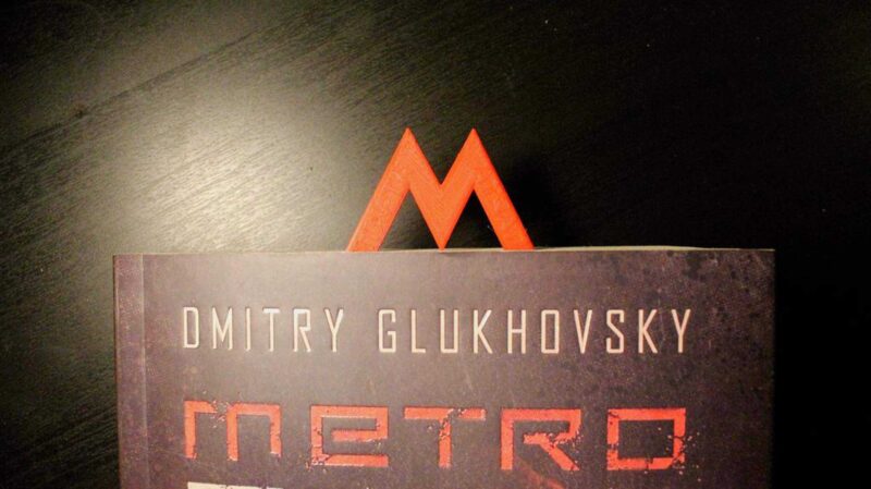 Bookmark Metro 2033 Plastik Aparat - Görsel 2